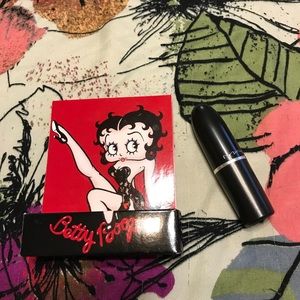 Mac Betty Boop lipstick in Betty Boop Red